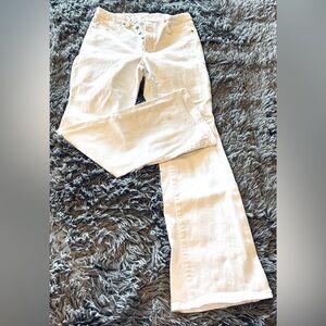 Good American Classic Slim Bootcut Super Compression White Washed Jeans. Sz 16